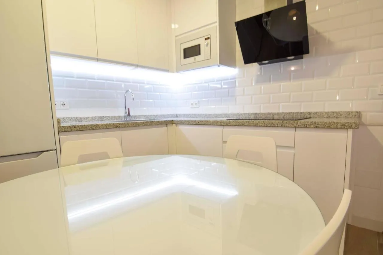 Letmalaga Square Merced Апартаменты