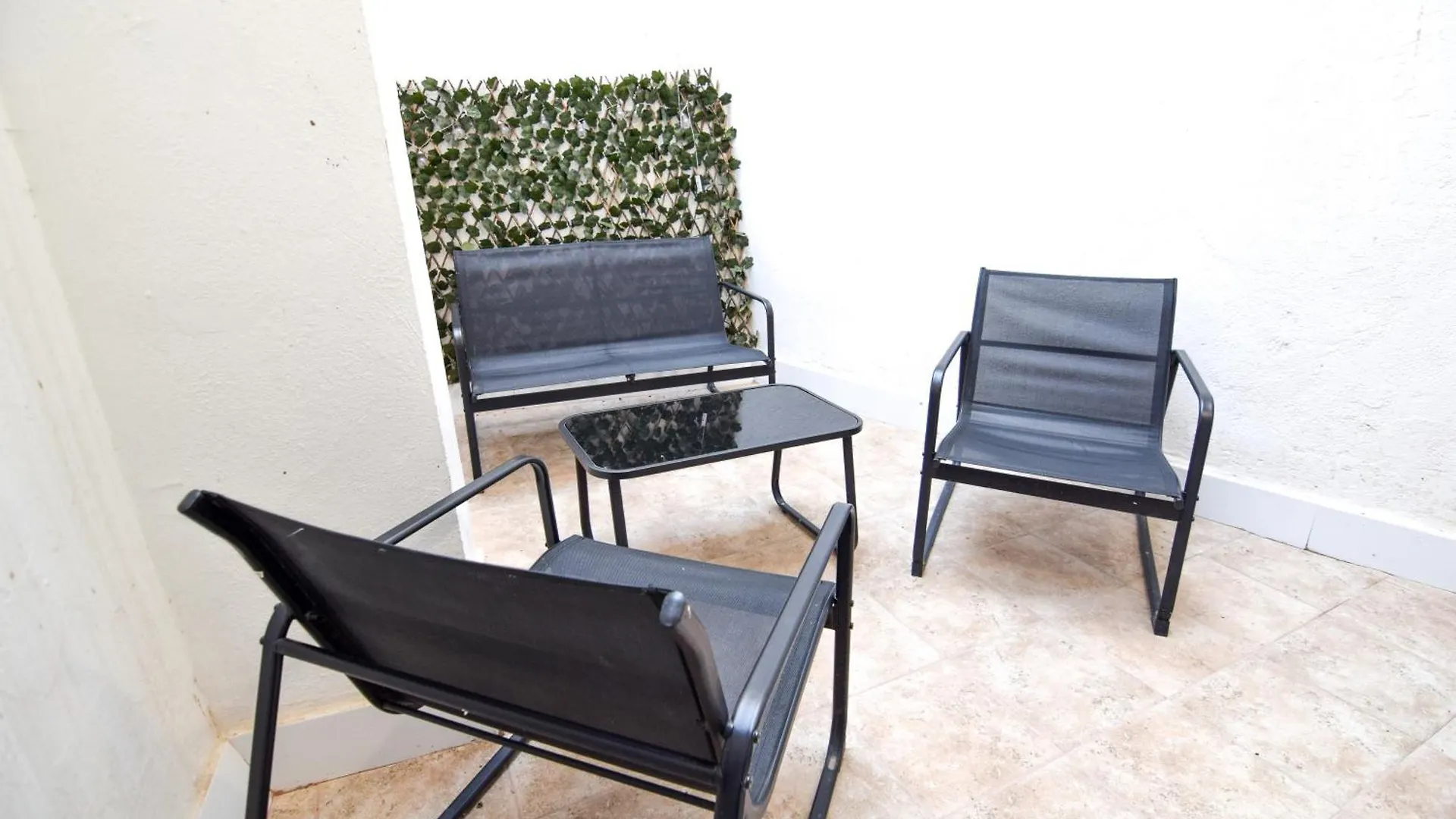Letmalaga Square Merced Испания
