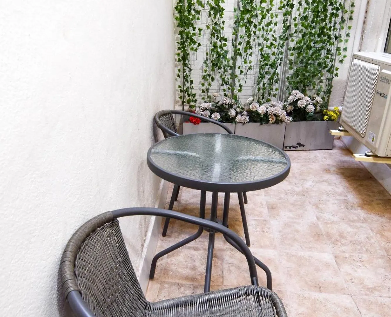 Letmalaga Square Merced Апартаменты Малага